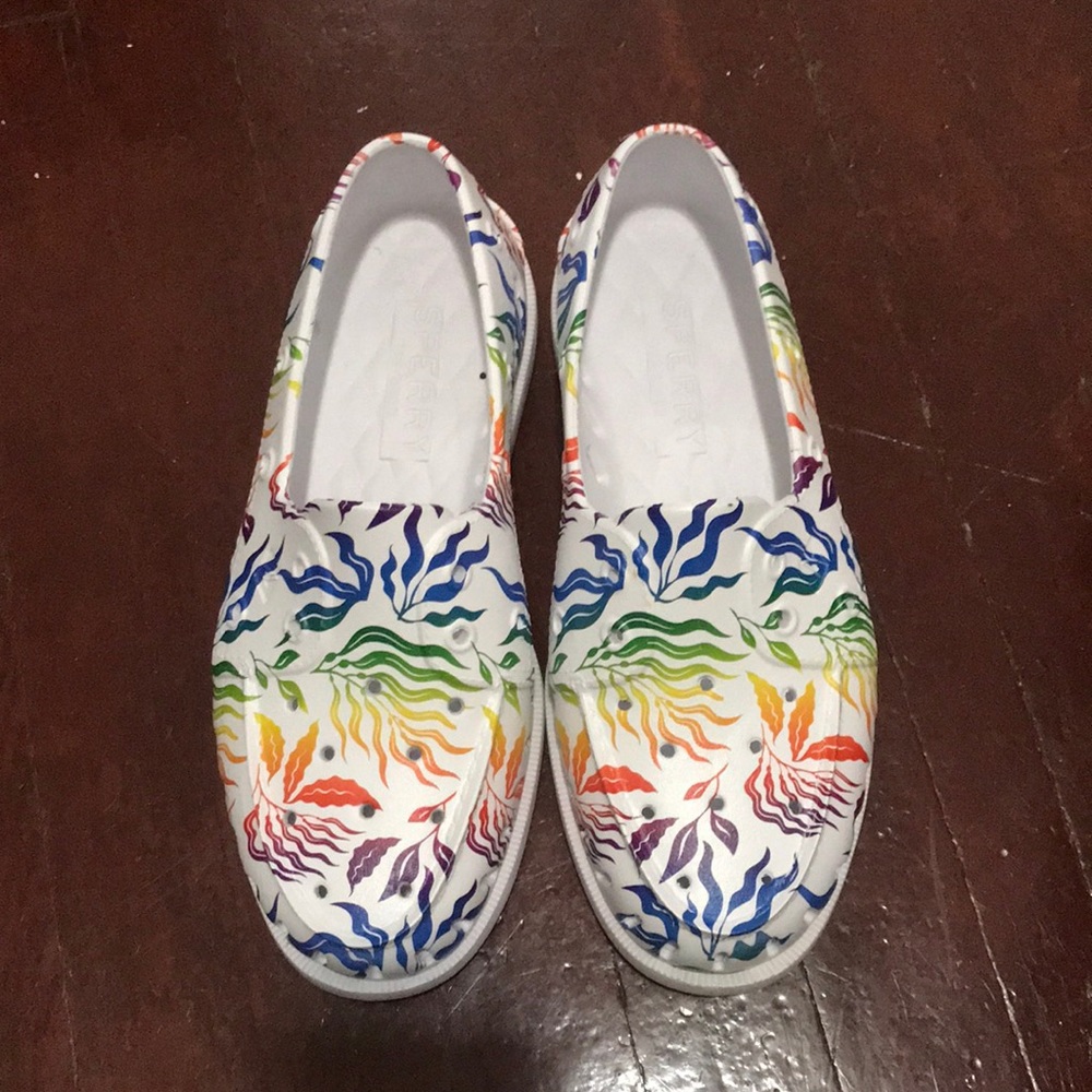 Sperry Topsider float boat shoes